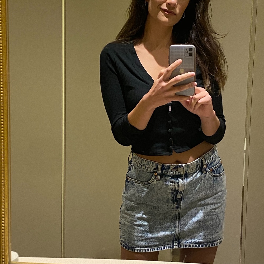 Acid wash Jean skirt (GAP)